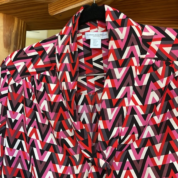 BUNDLE of 2/Blouses - Picture 9 of 11